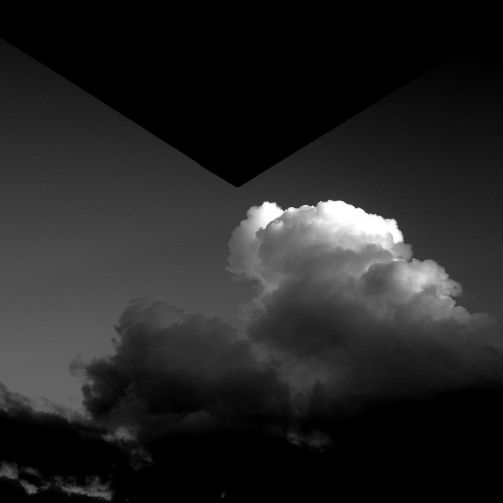 Фотография края дома и неба