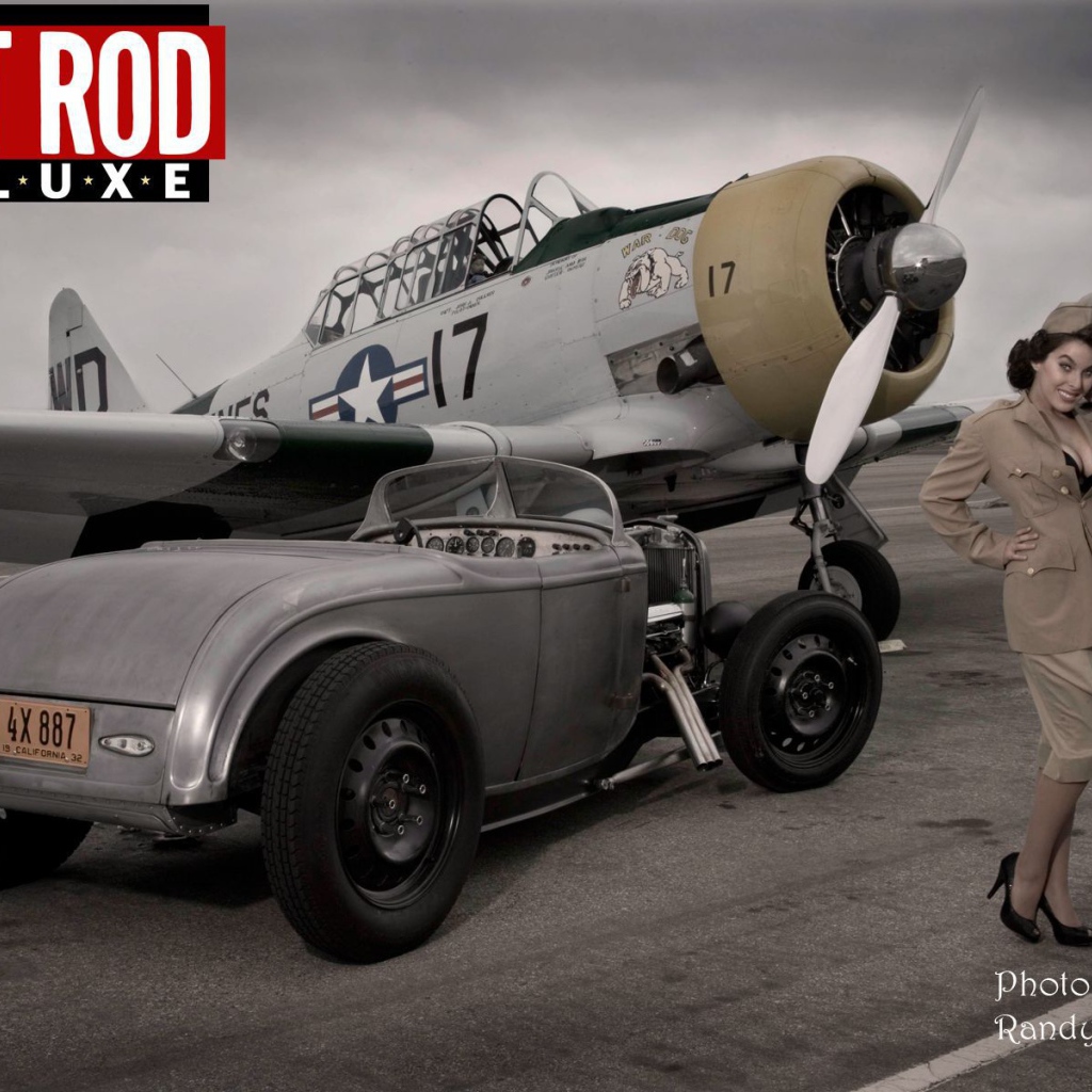 Ретро фото с девушкой автомобилем и самолетом