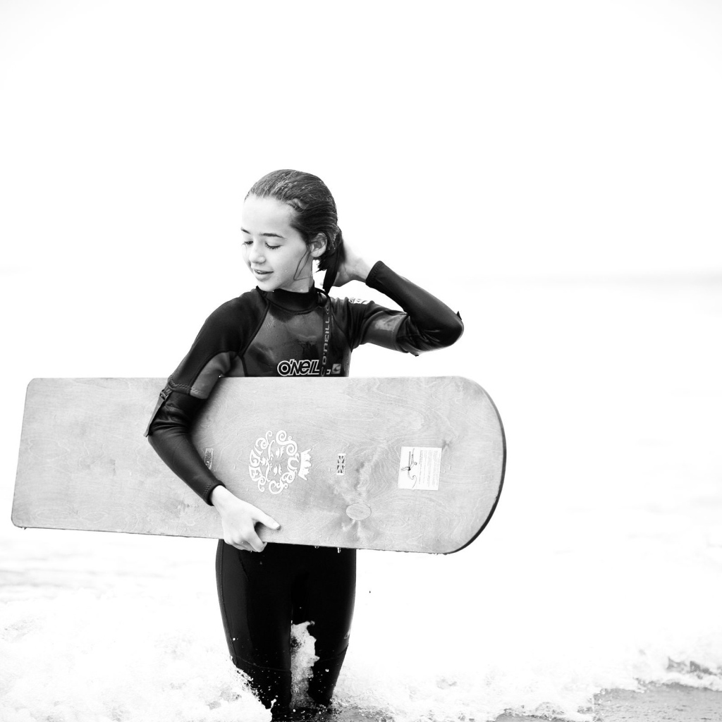 Сёрфингистка
