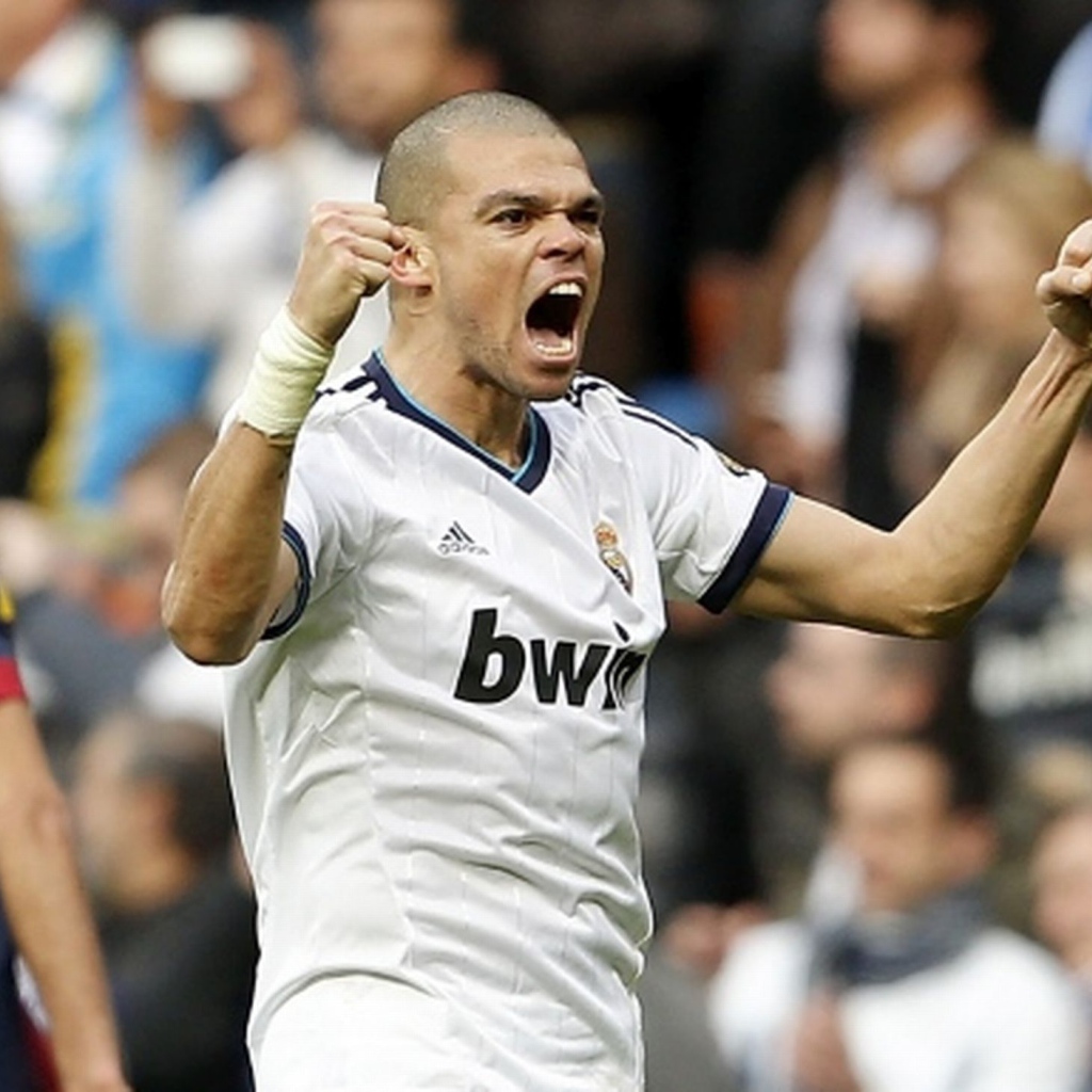 Лучший защитник Реал Мадрид Пепе