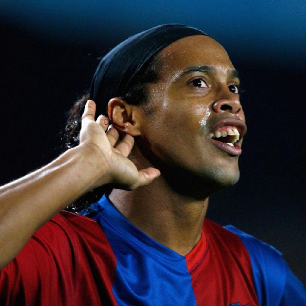 Лучший футболист Атлетико Минейро Роналдиньо