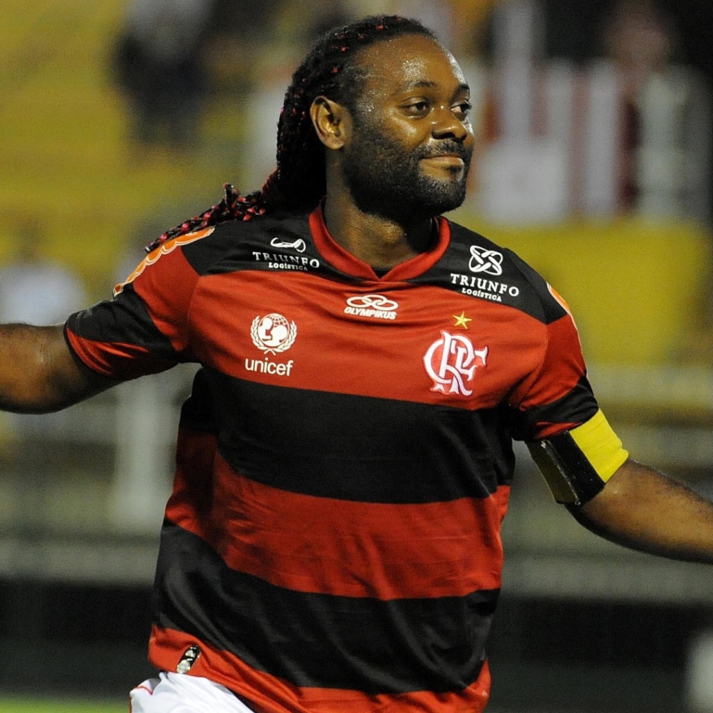 Лучший футболист Шаньдун Лунэн Вагнер