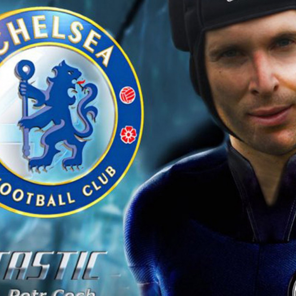  Футболист Челси Петр Чех всегда в шлеме