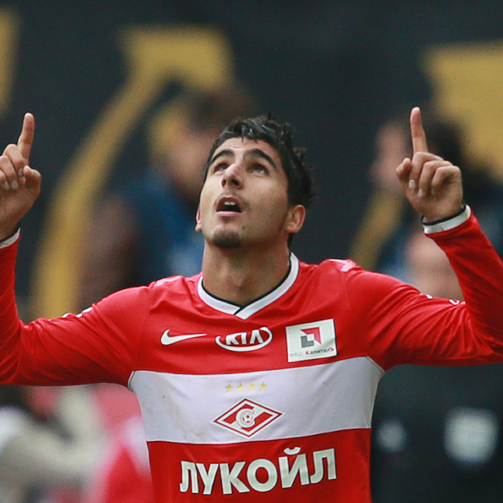 Полузащитник Спартака Дмитрий Комбаров