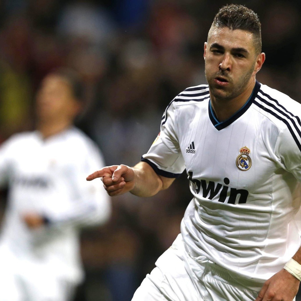  Игрок Реал Мадрида Карим Бензема после победы