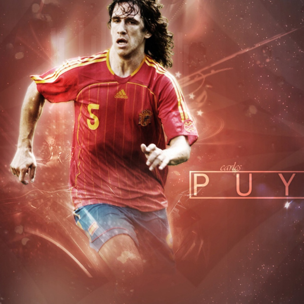 Игрок номер 5 Барселоны Карлес Пуйоль