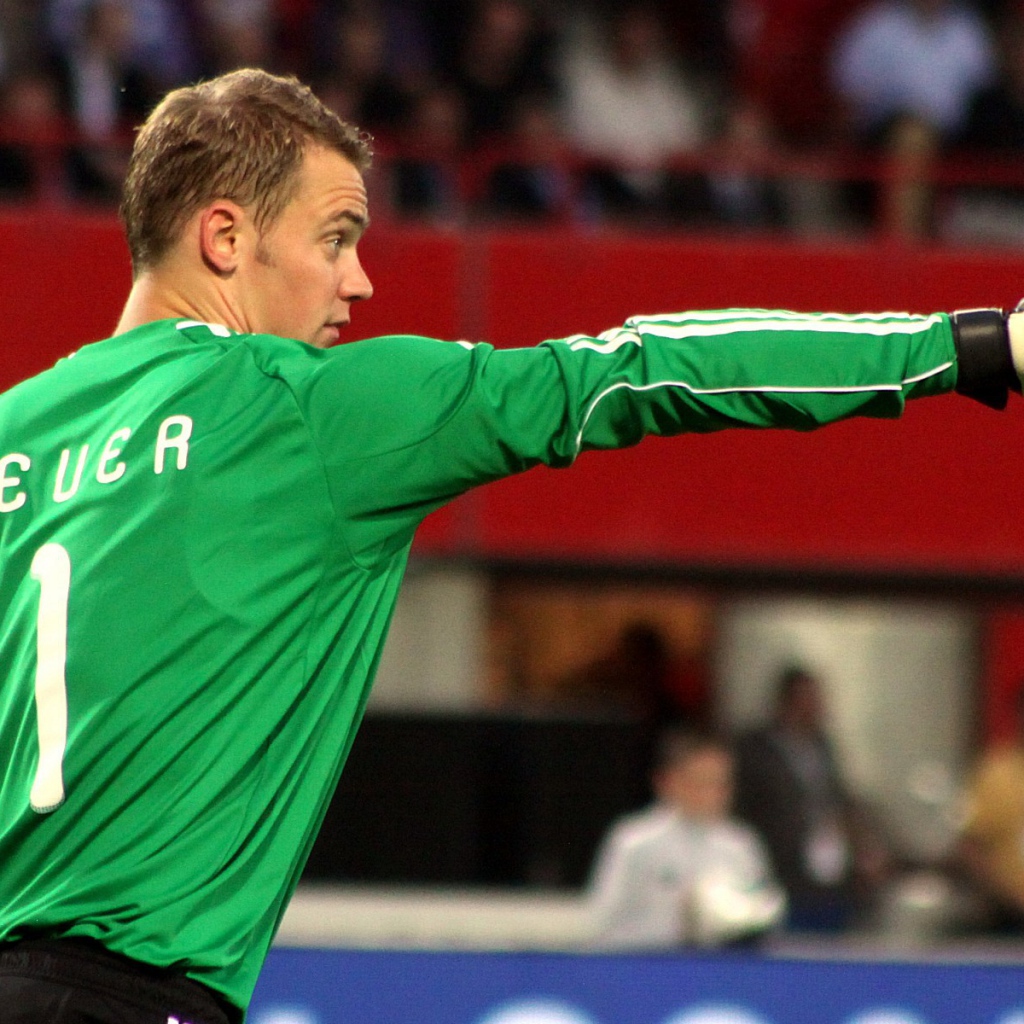 Игрок Баварии Мануэль Нойер