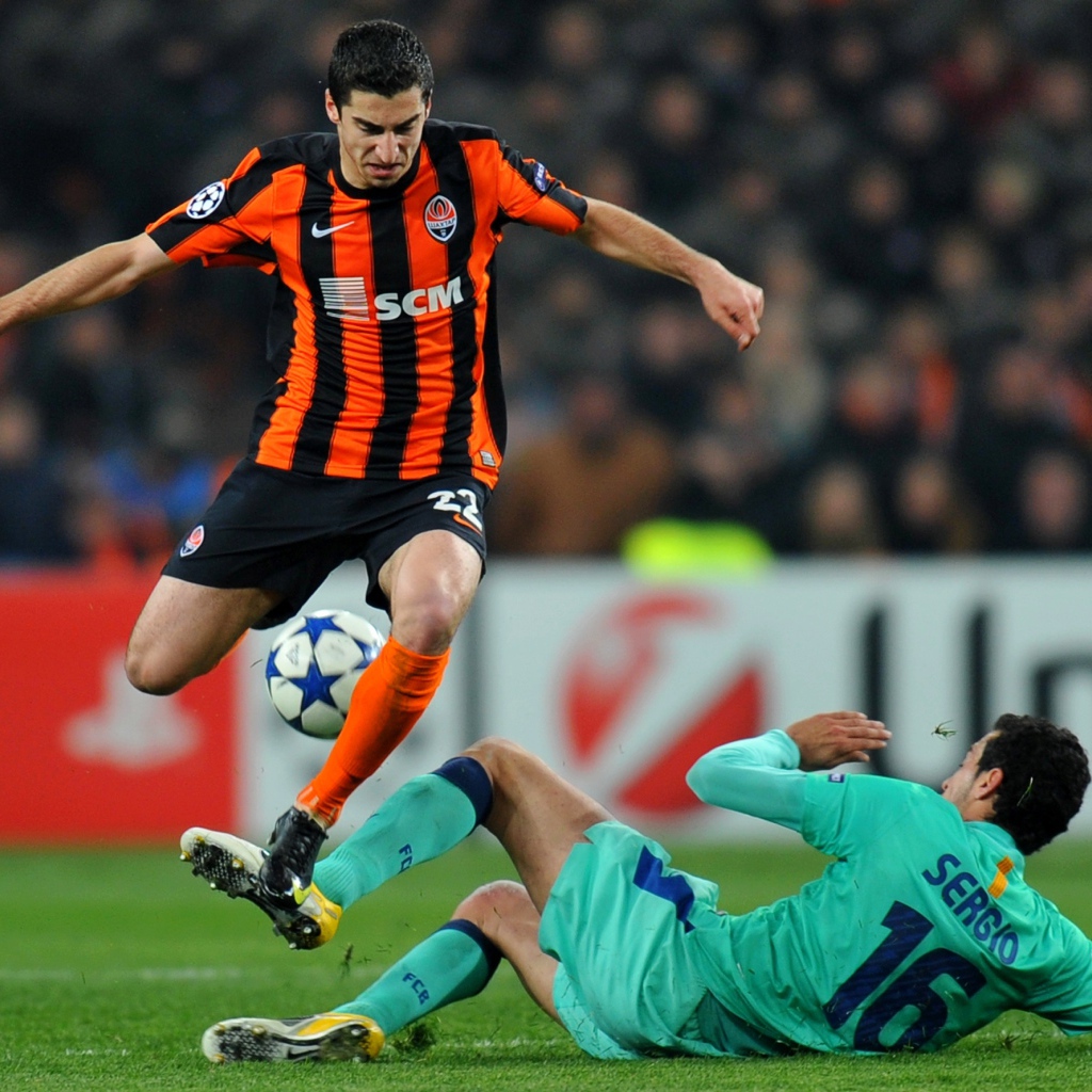 Игрок из Дортмунда Генрих Мхитарян