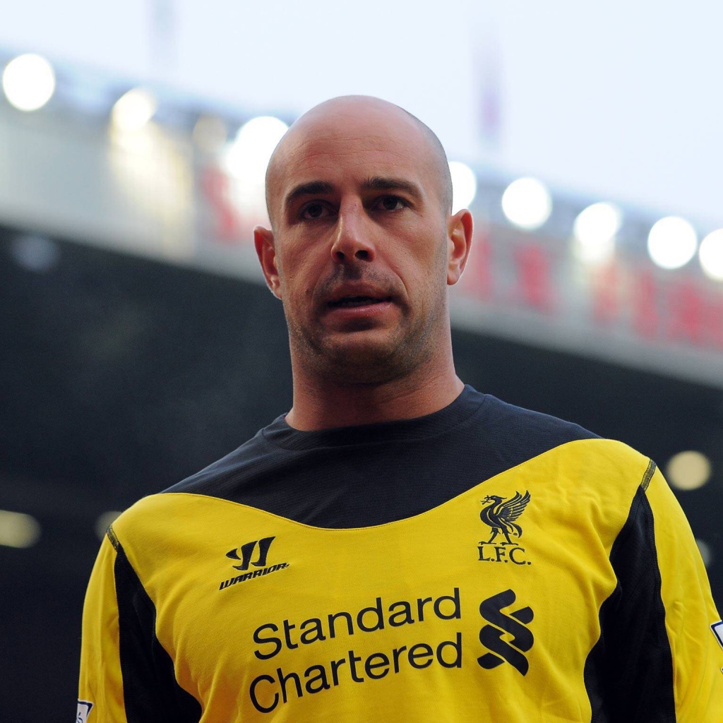 Игрок из Наполи Пепе Рейна