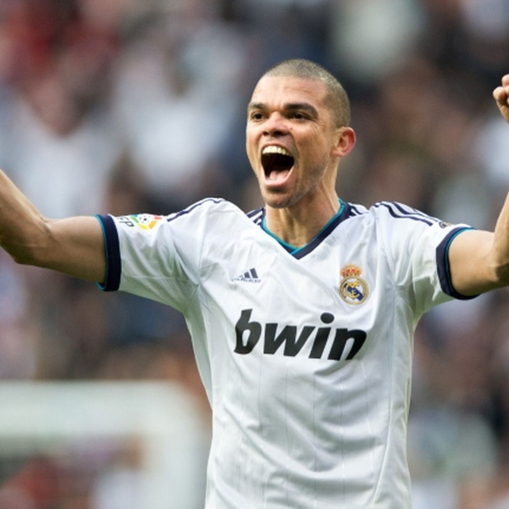 The player of Real Madrid Pepe is happy