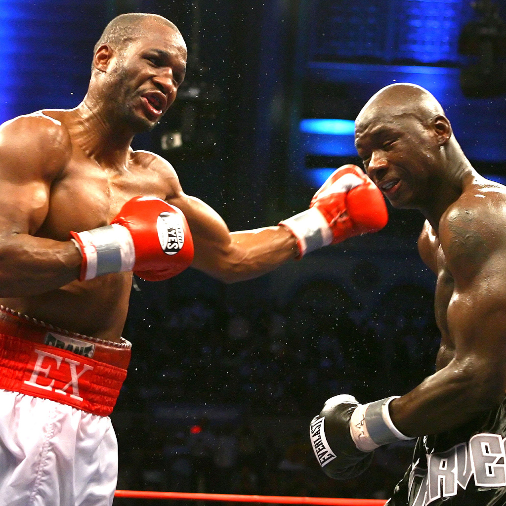 Известный боксер Бернард Хопкинс