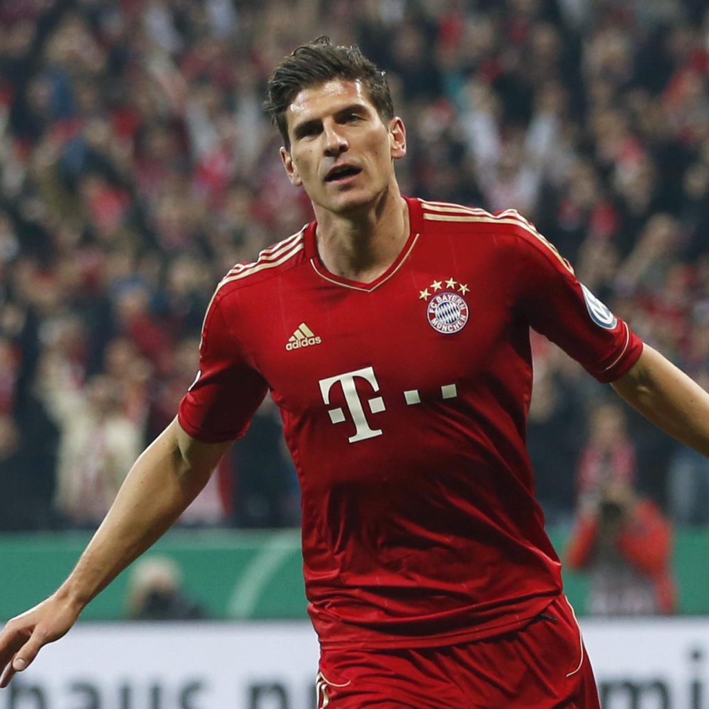 Лучший футболист Фиорентины Марио Гомес