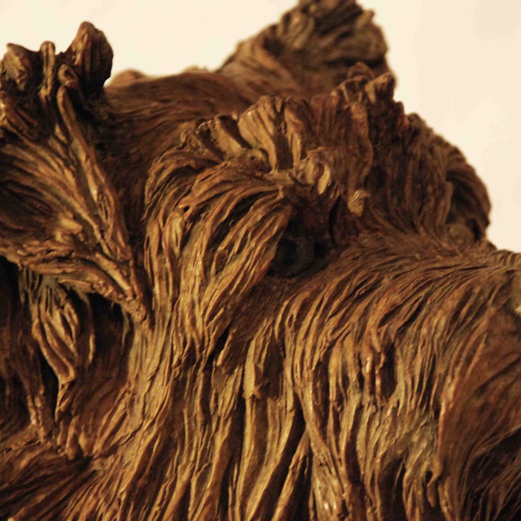 Скульптура собаки норфолк терьер