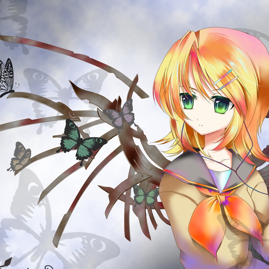 Блондинка с бабочками