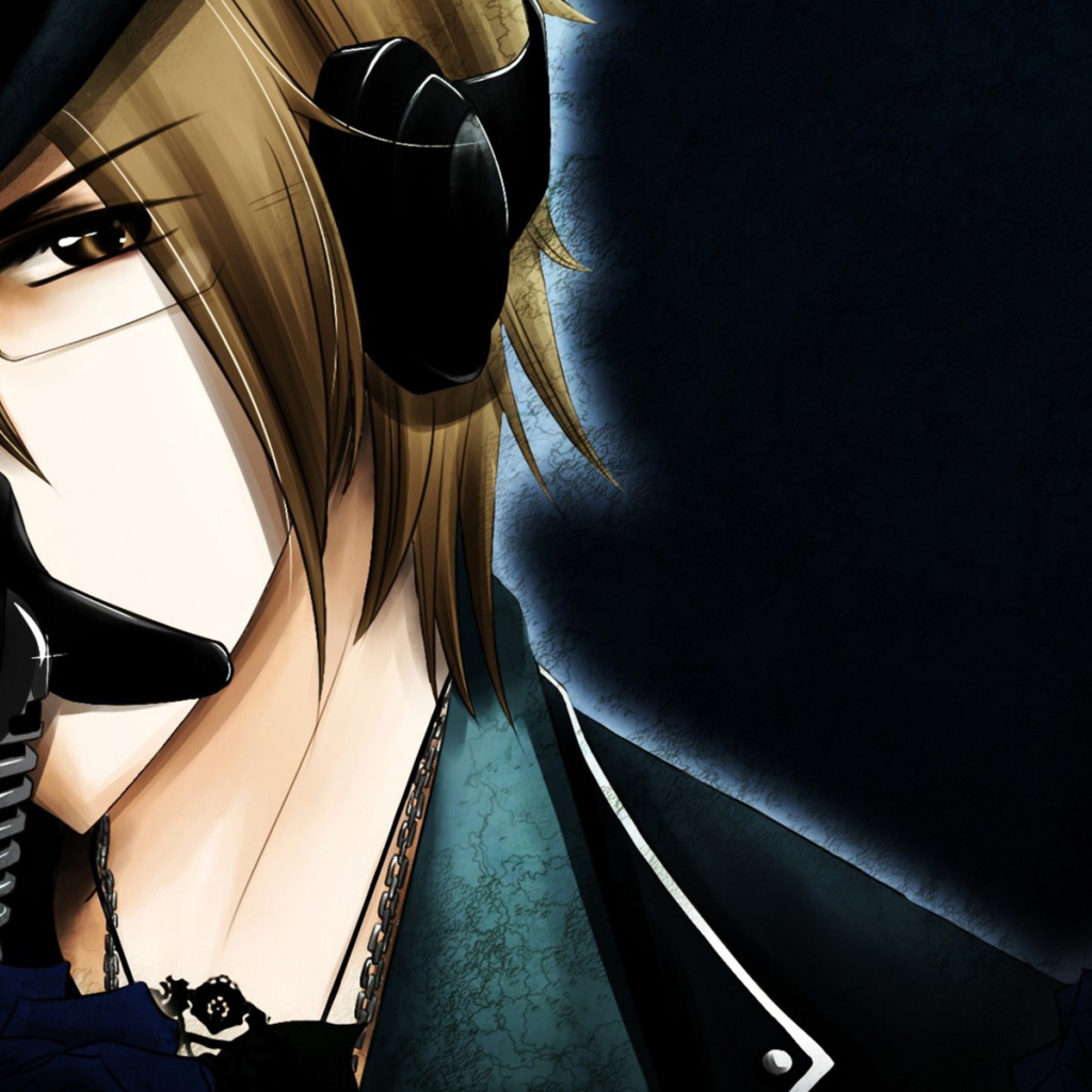 Парень с микрофоном