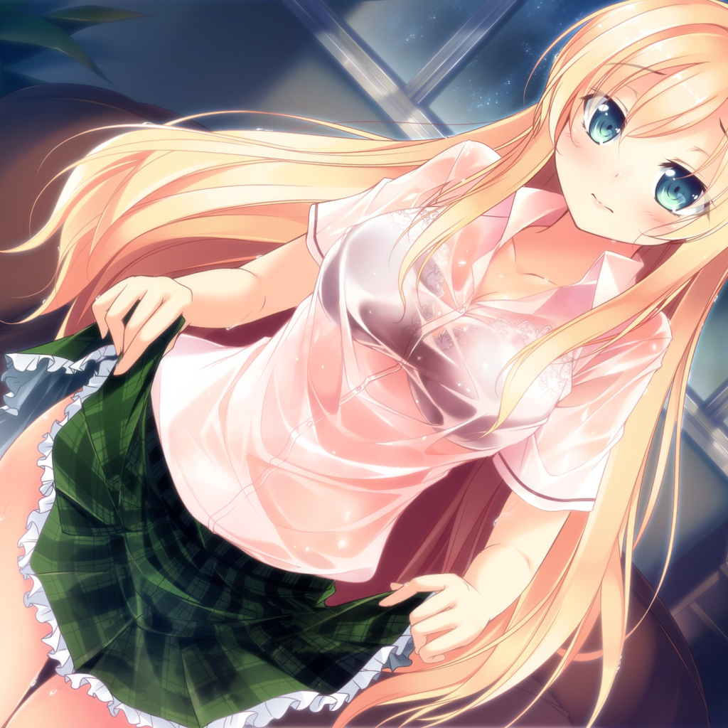 Девочка в мокрой одежде