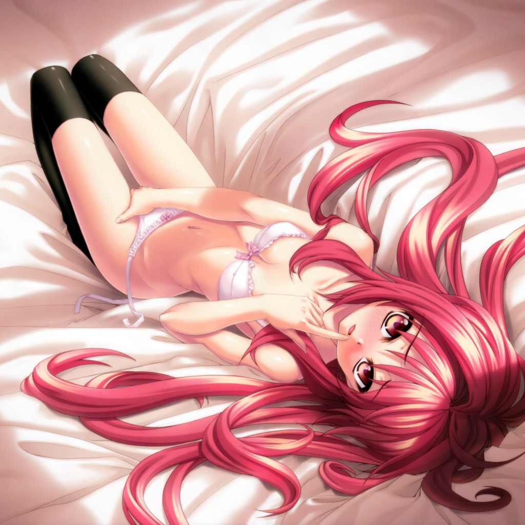 Девочка с розовыми волосами