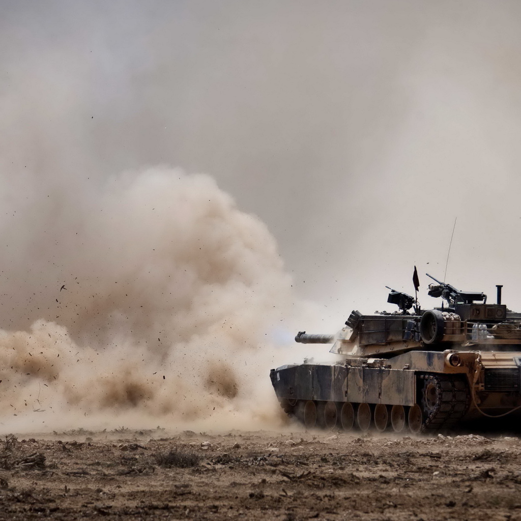 Выстрел из бронемашины