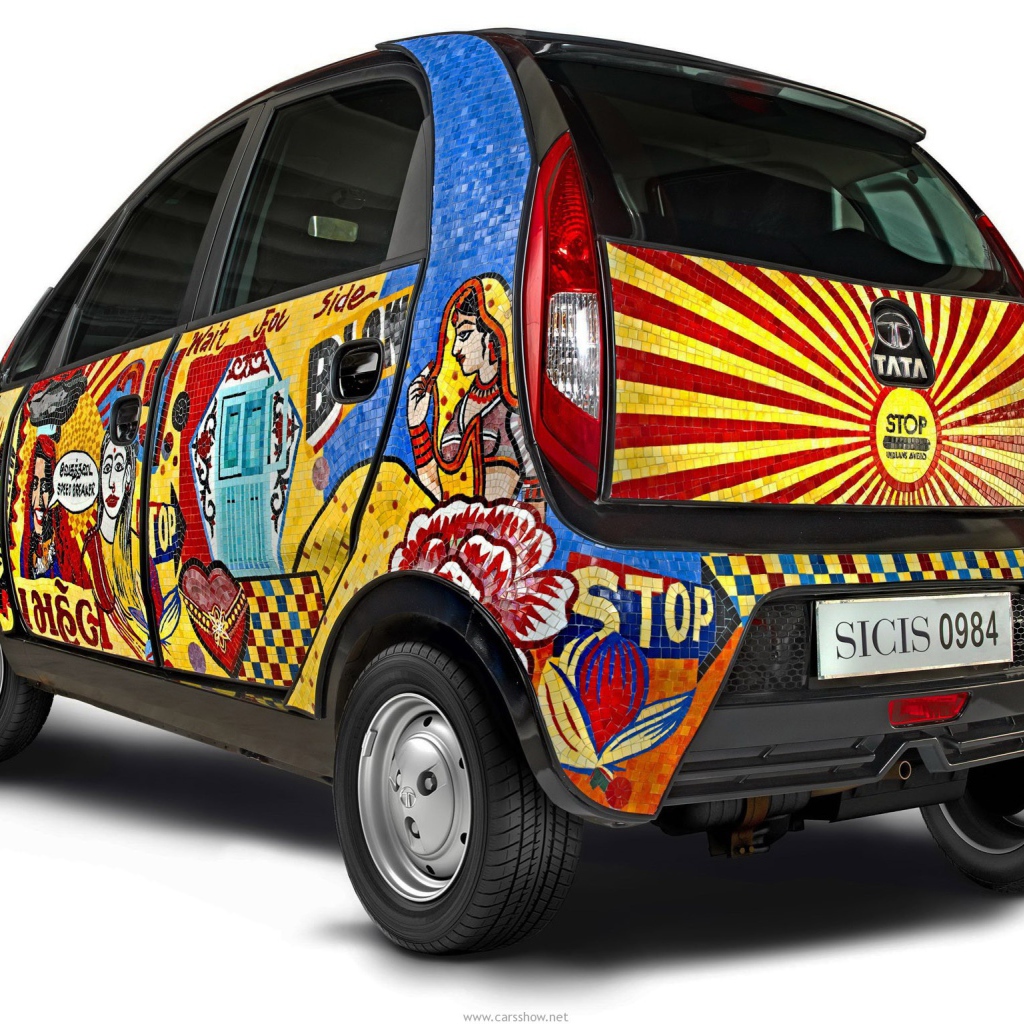 Автомобиль марки Tata Nano 2014