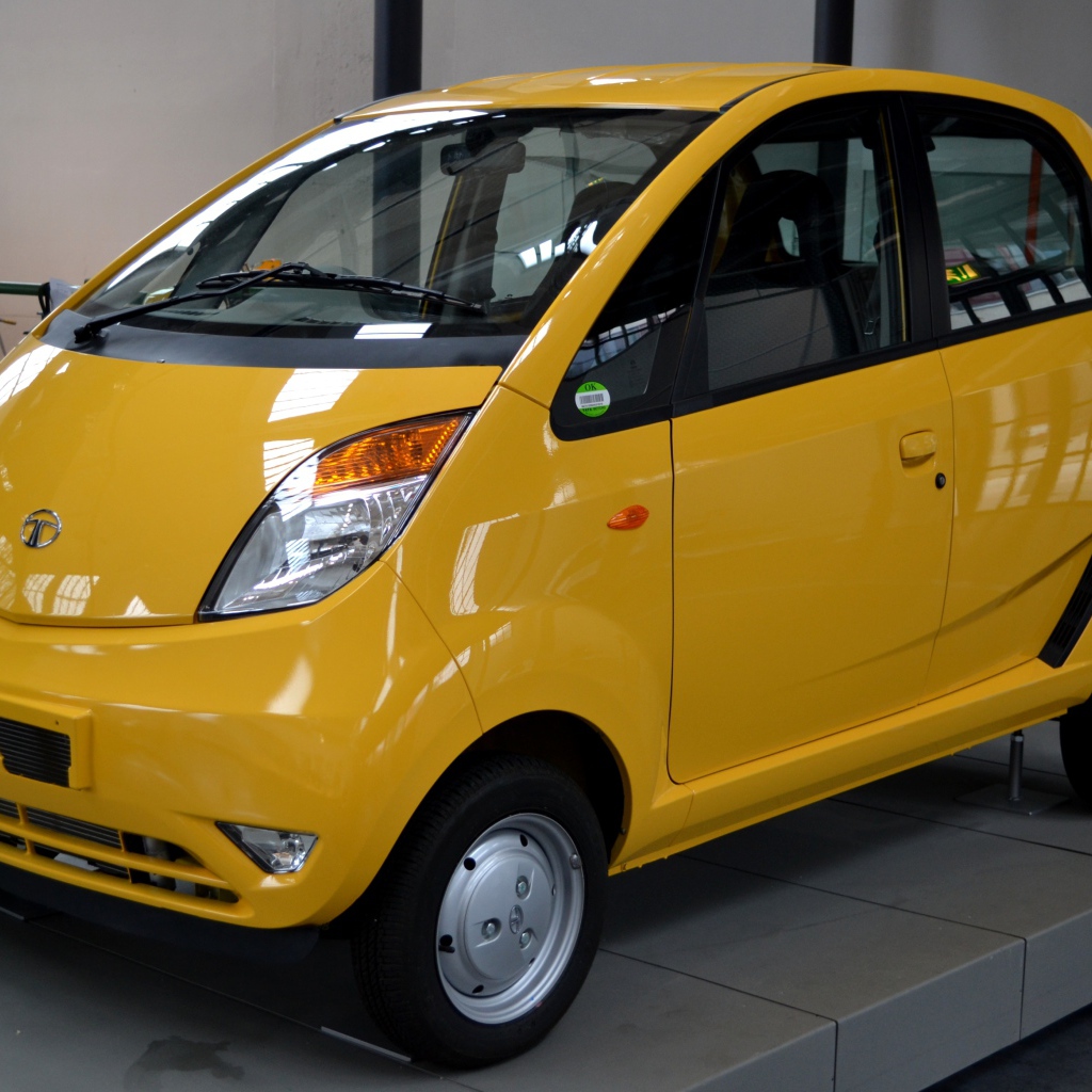 Надежная машина Tata Nano 2014
