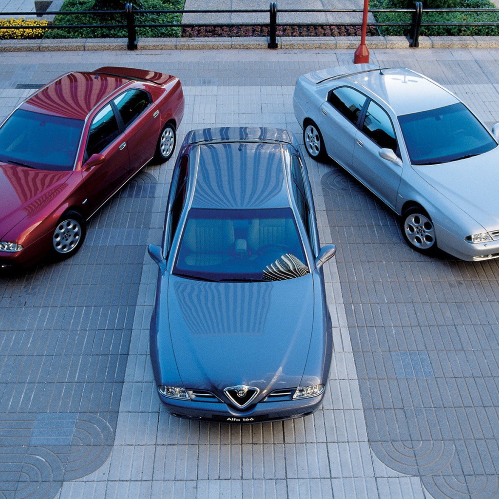 Новая машина Alfa Romeo 166