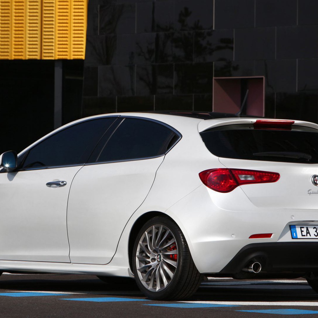 Фото автомобиля Alfa Romeo giulia