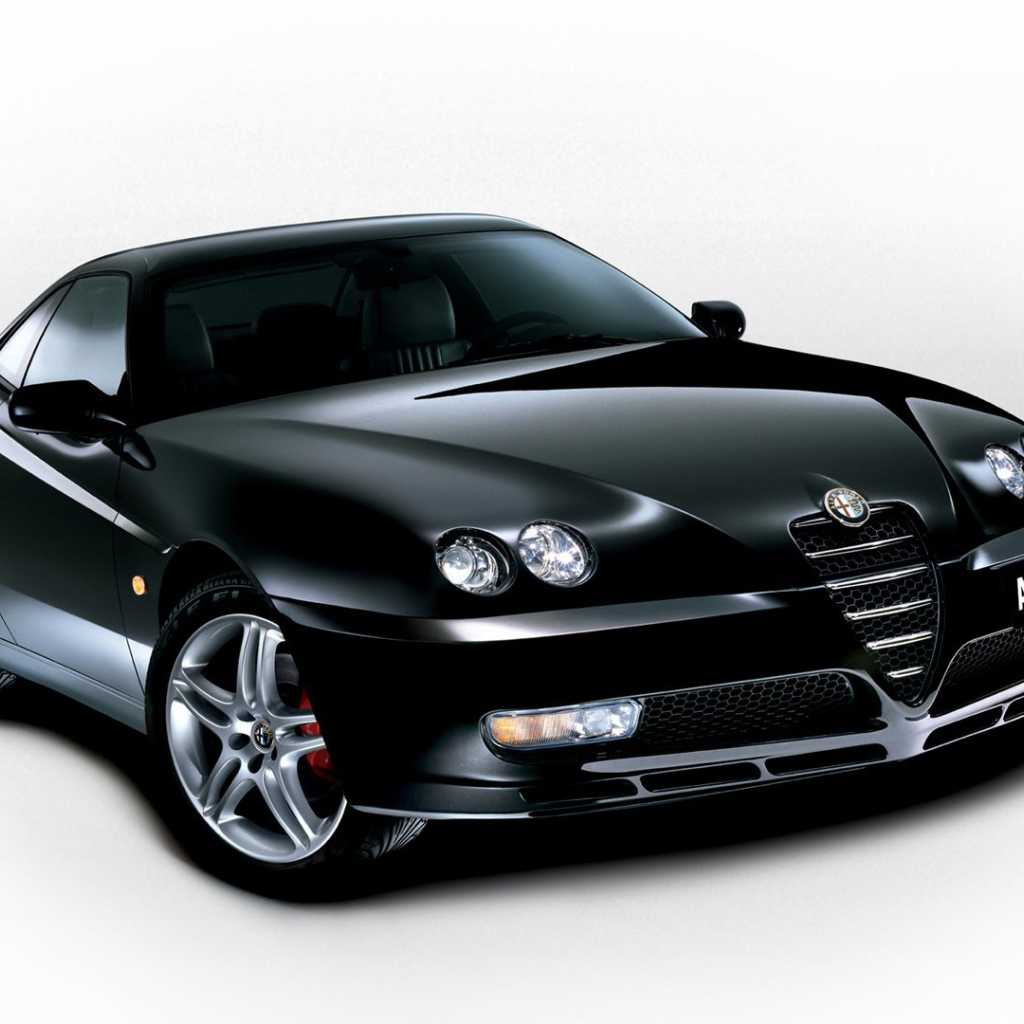 Тест драйв автомобиля Alfa Romeo gtv