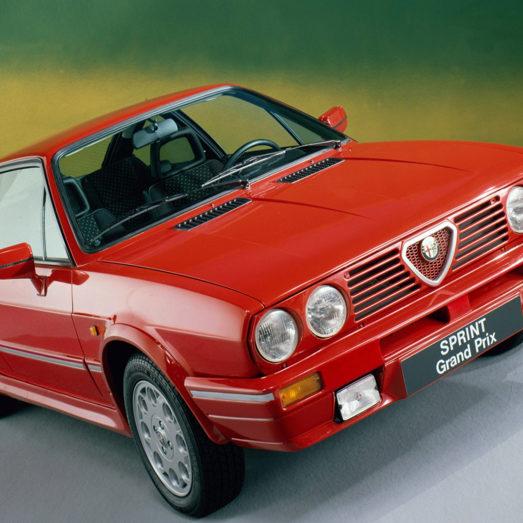 Надежный автомобиль Alfa Romeo alfasud