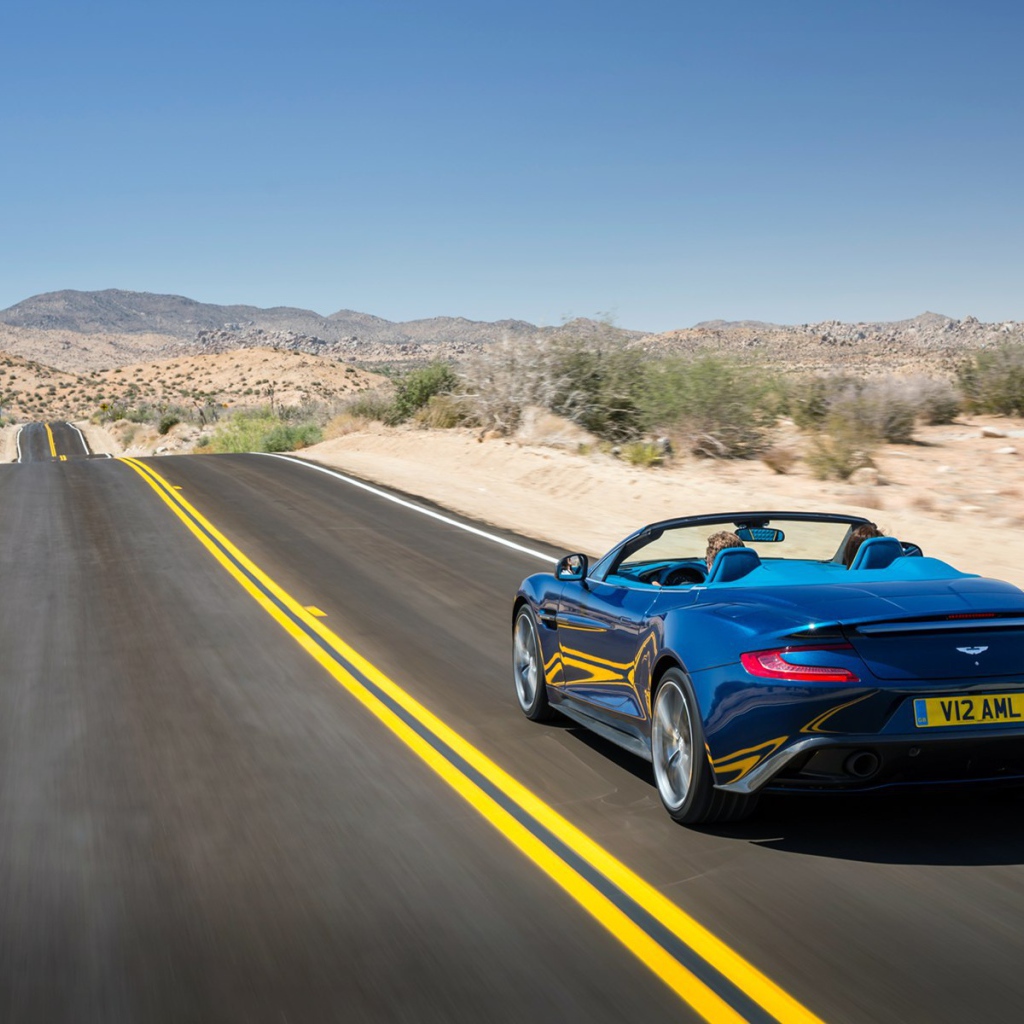Новая машина Aston Martin volante
