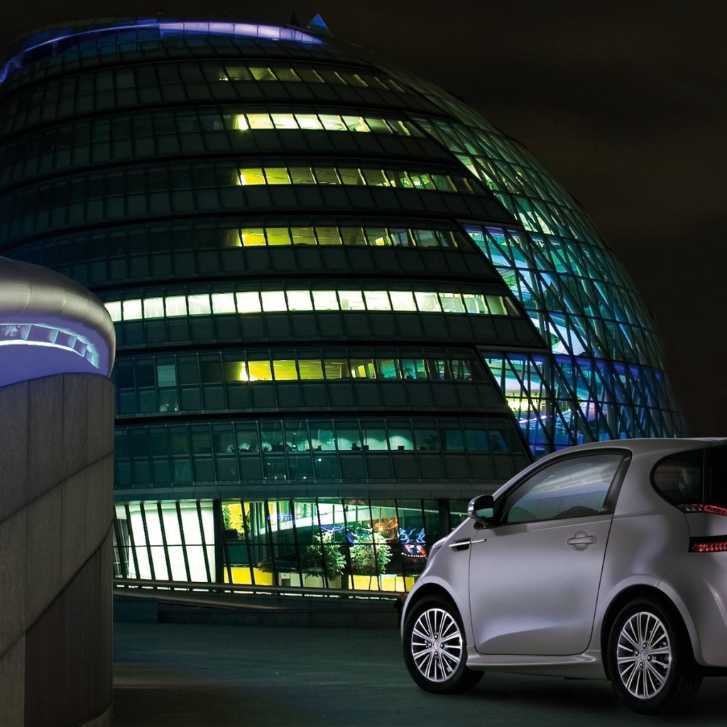 Фото автомобиля Aston Martin cygnet