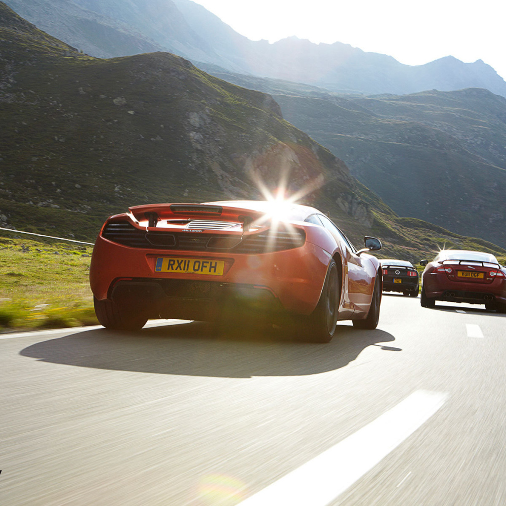 Фото автомобиля Aston Martin top gear