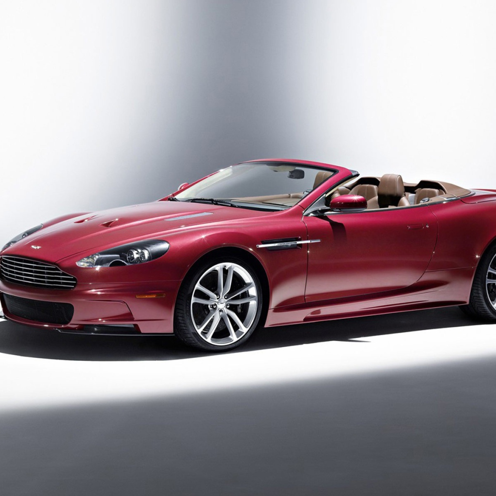 Надежный автомобиль Aston Martin volante