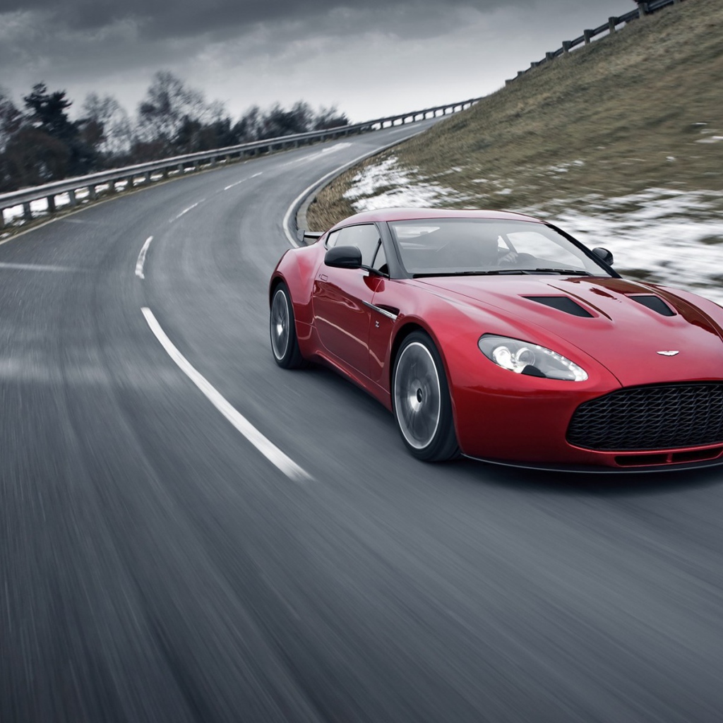 Надежный автомобиль Aston Martin zagato