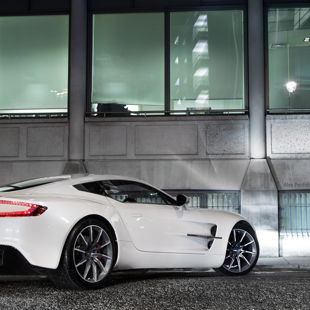 Тест драйв автомобиля Aston Martin top gear