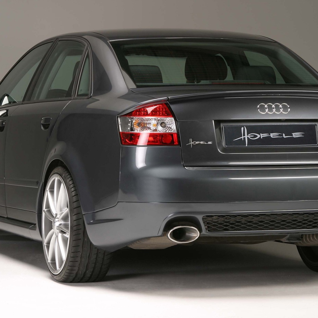 Красивый автомобиль Audi a4 b6 в Москве