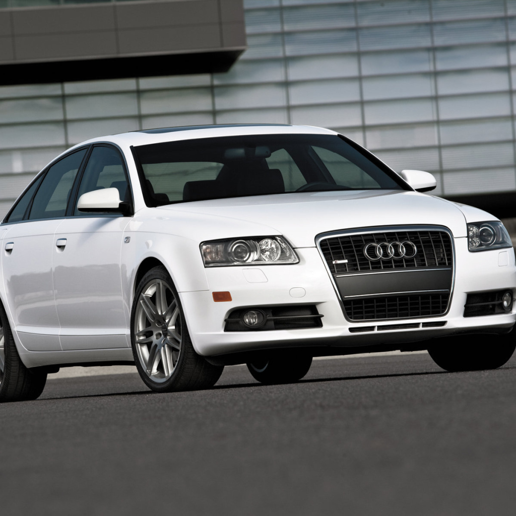 Красивый автомобиль Audi a6 в Москве