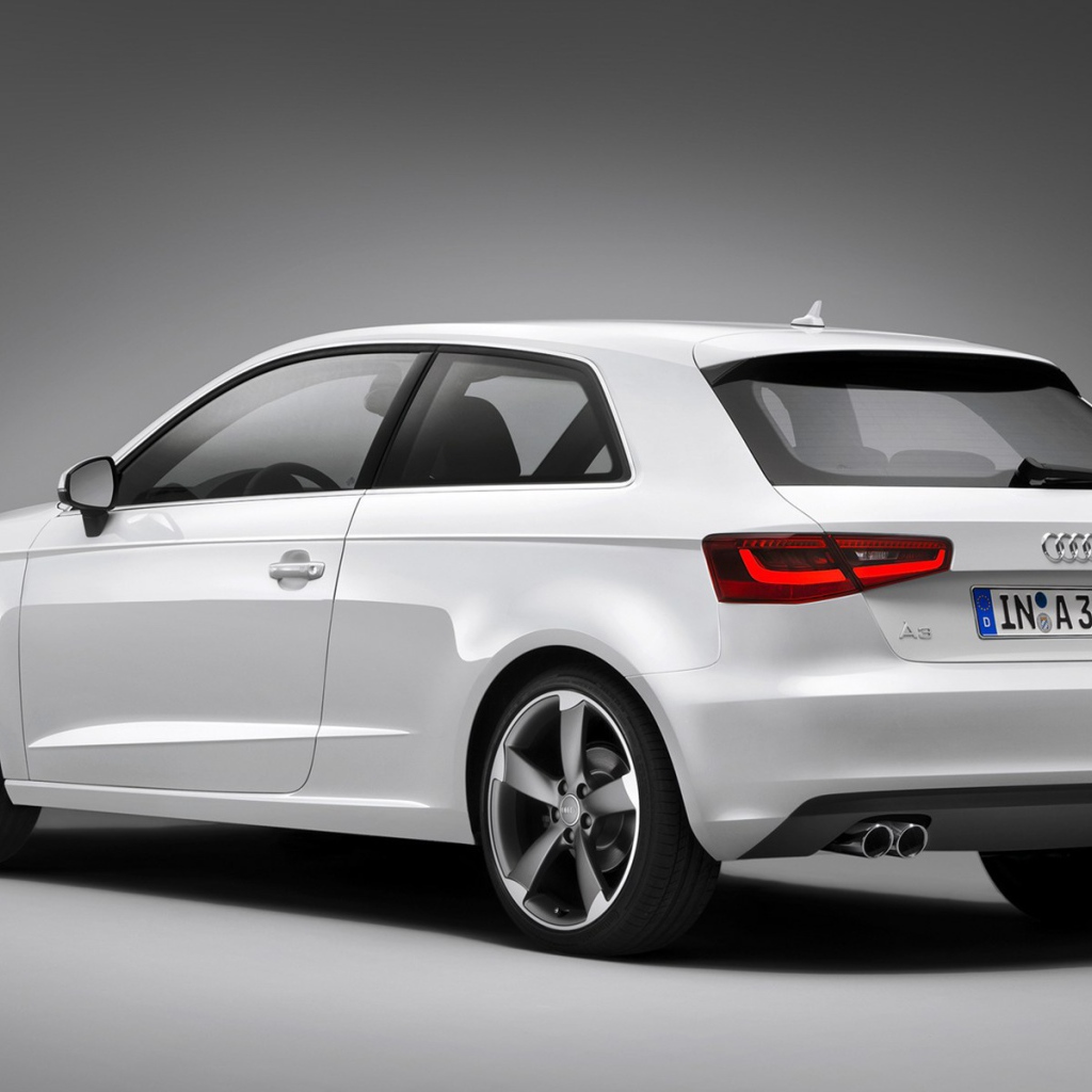 Автомобиль марки Audi модели a3