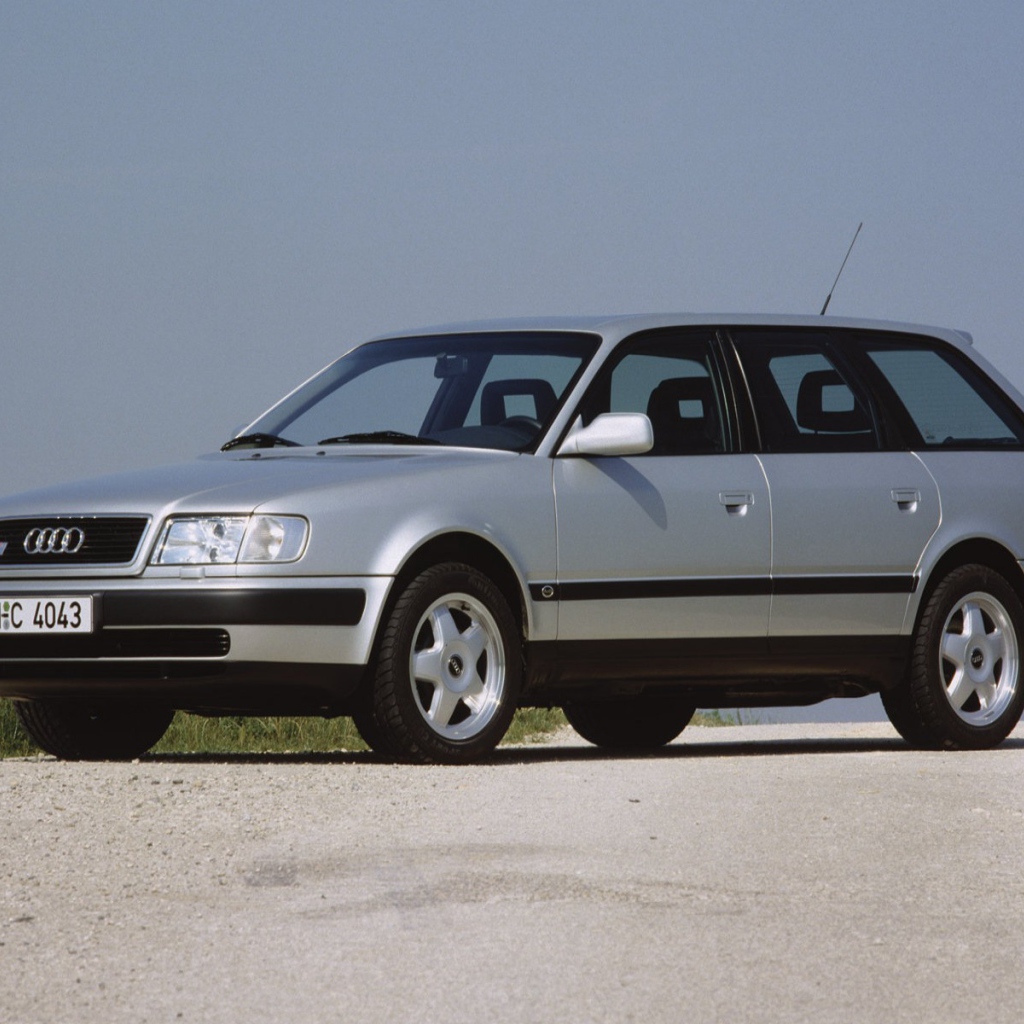 Новый автомобиль Audi 100