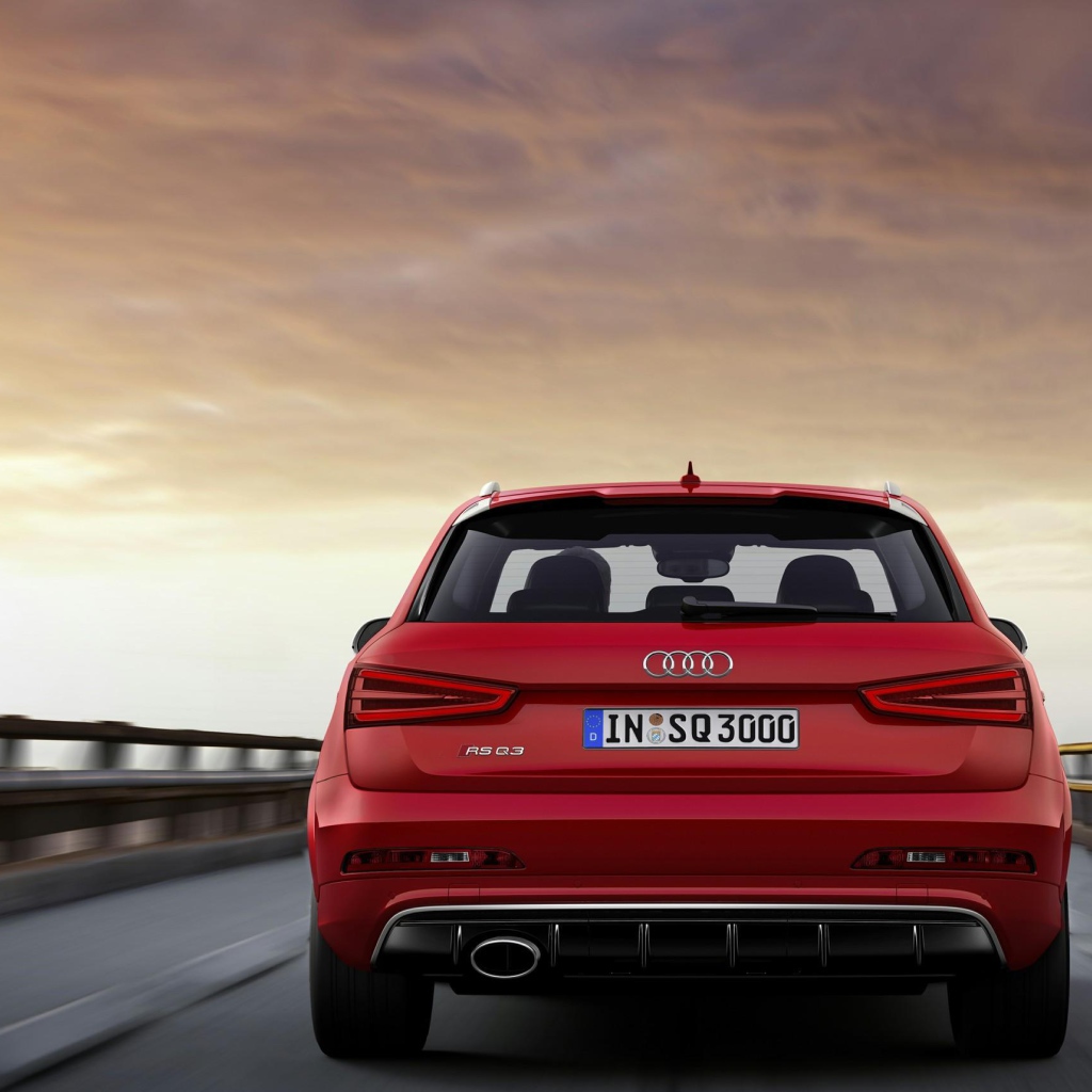 Надежная машина Audi RS Q3 2014 года