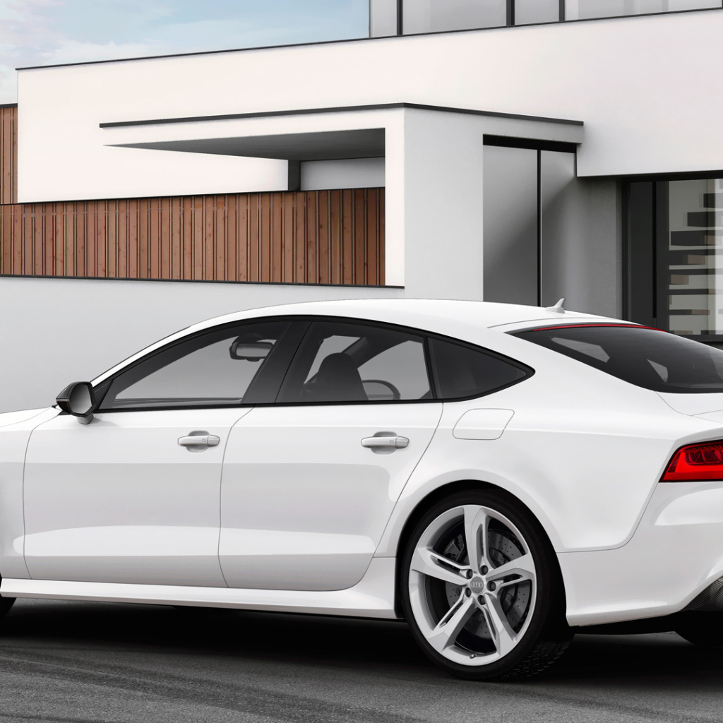 Надежный автомобиль Audi rs7