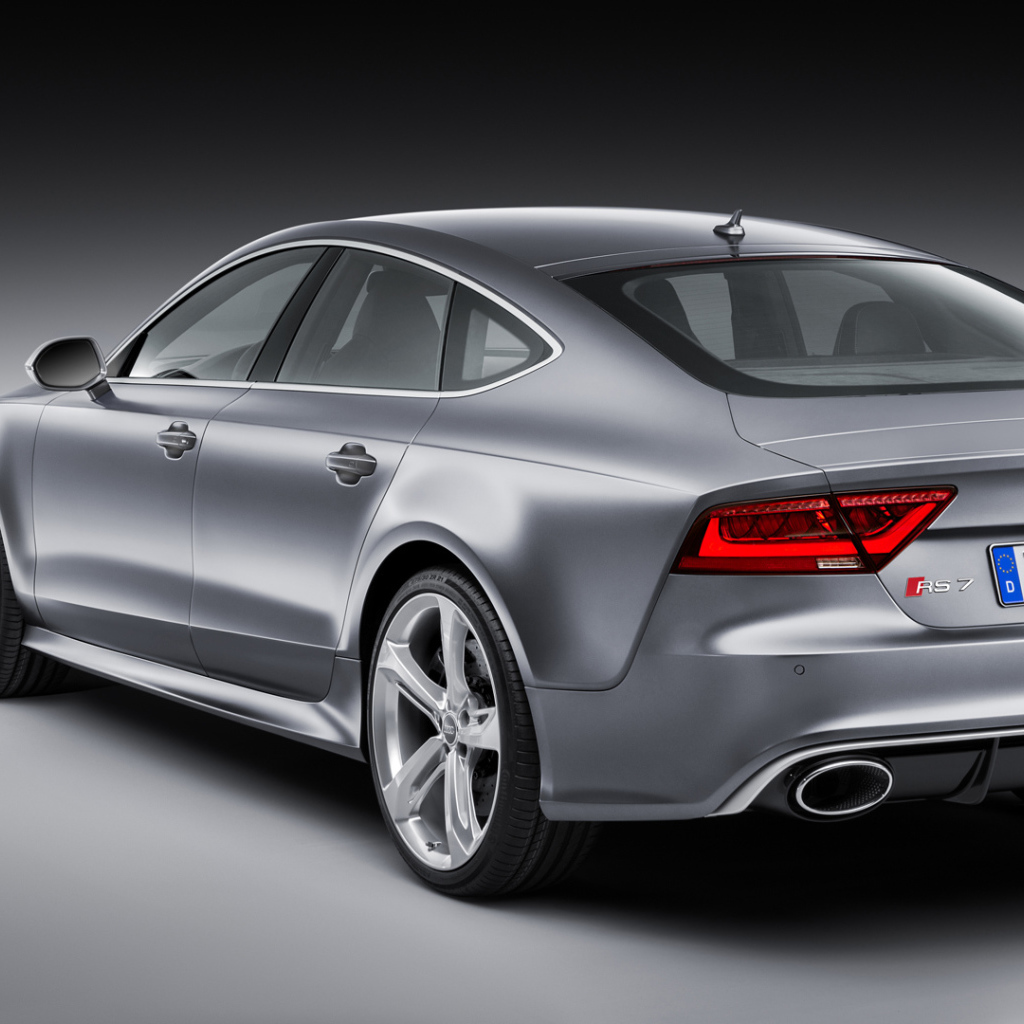 Тест драйв автомобиля audi rs7