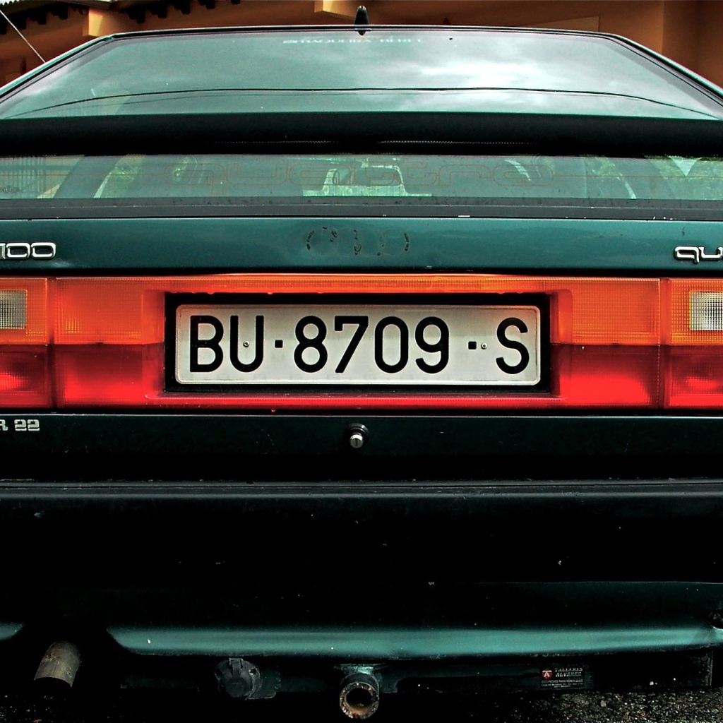 Дизайн автомобиля Audi 100