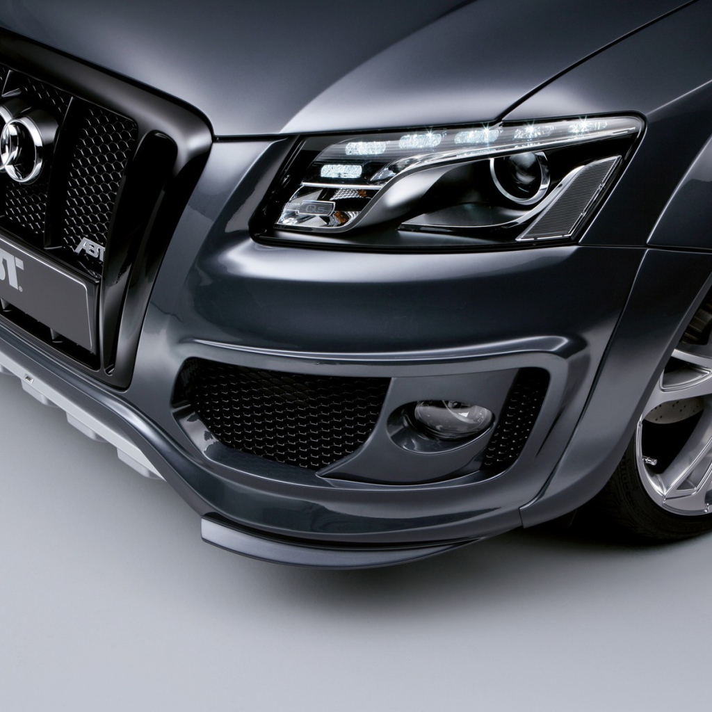 Надежная машина Audi q5