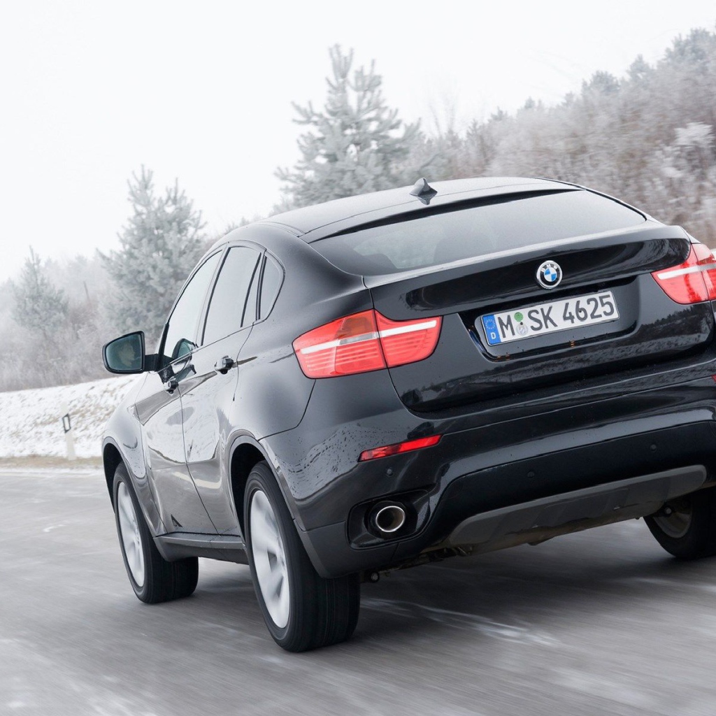 Надежная машина BMW X6 2014 года года
