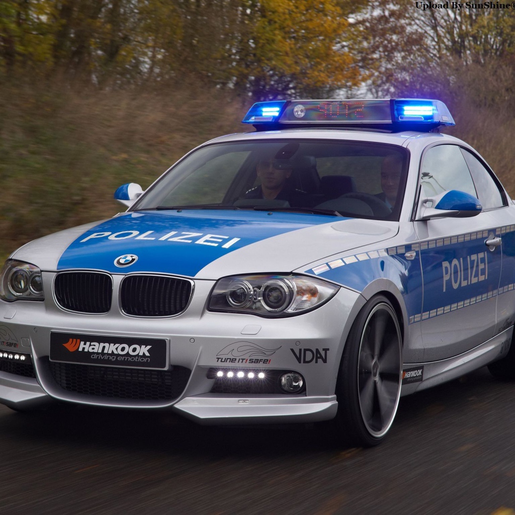 Полицейская BMW