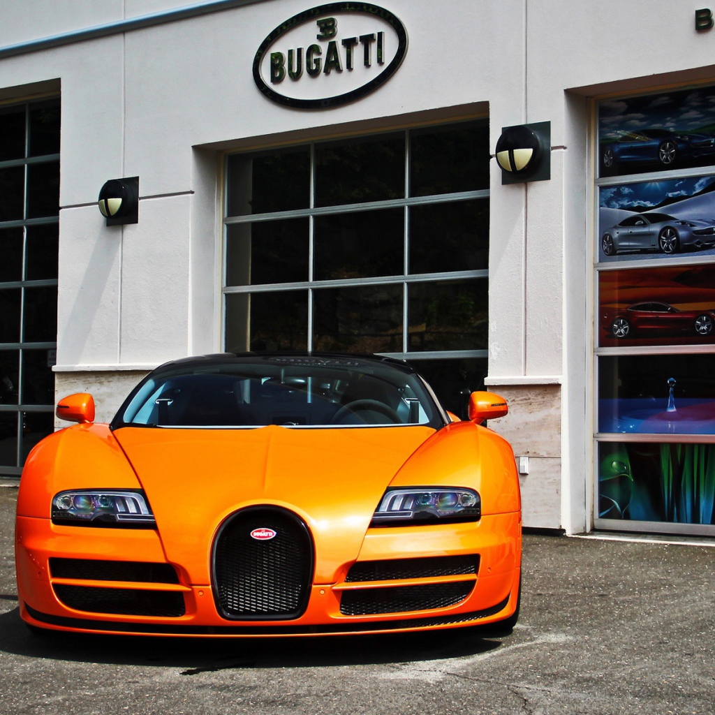 Оранжевый Bugatti veyron