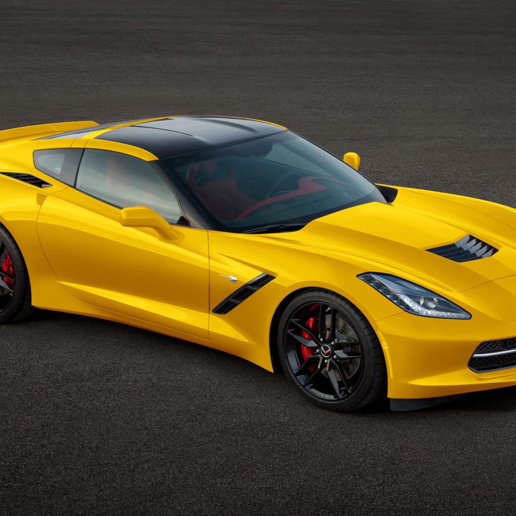 Надежная машина Chevrolet Corvette 2014 года