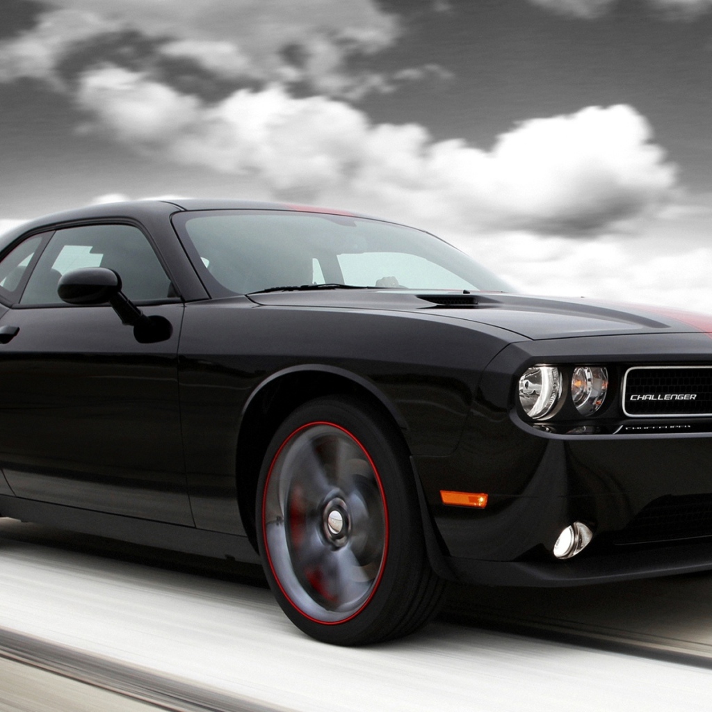 Додж челенджер черный