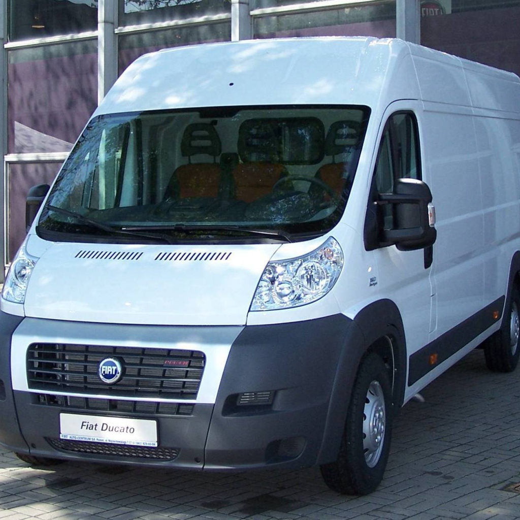 Красивый автомобиль Fiat Ducato в Москве