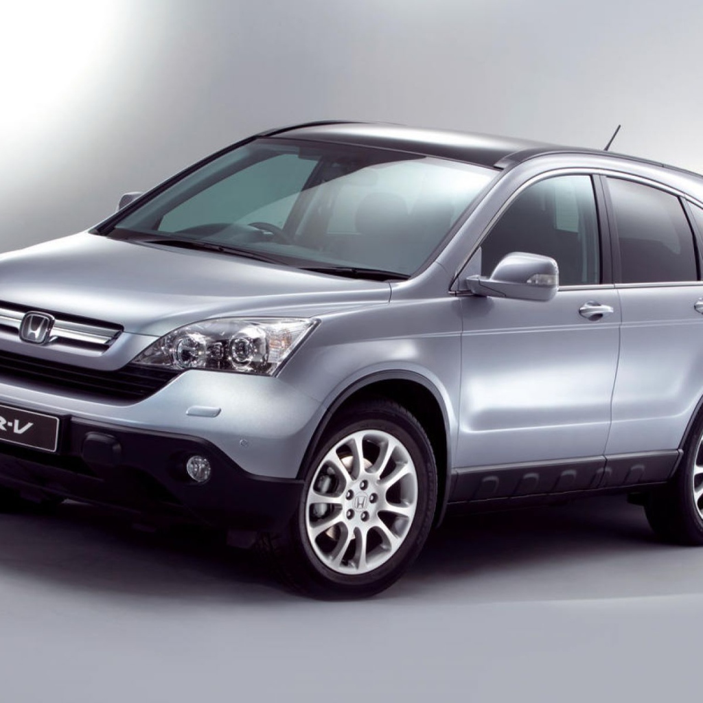 Красивый автомобиль Honda CR V